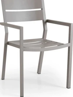 Lilja Matgrupp Rund 120 cm Teak ink Delia Karmstolar 4st