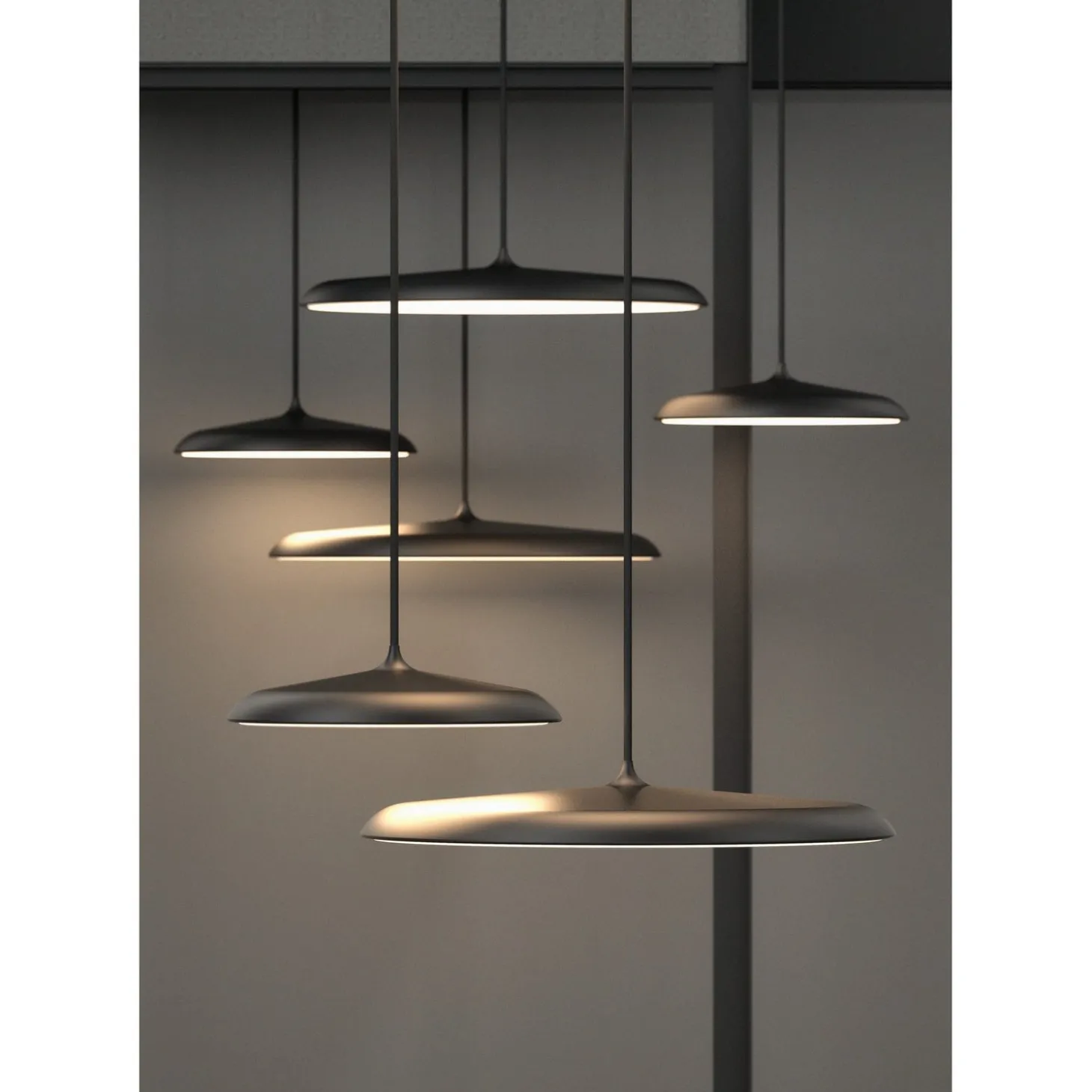 Artist Taklampa Svart, 40 cm