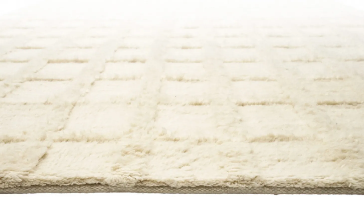 Badal Ullmatta Off White
