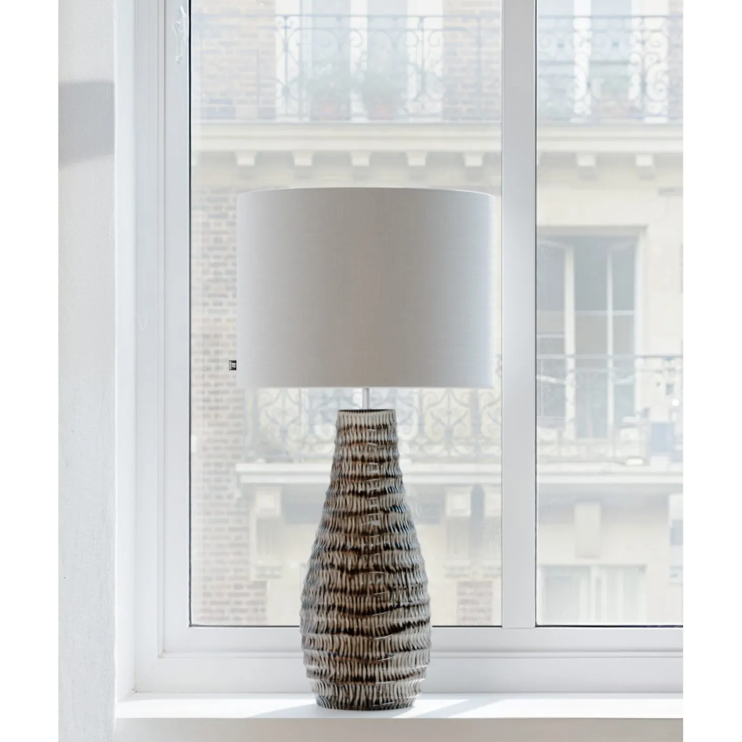 Bartha Bordslampa Brun