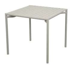 Bliss Matgrupp - Bord 80x80 cm + 2 st Karmstolar Sand