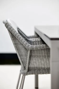 Breeze Stapelbar Karmstol Taupe