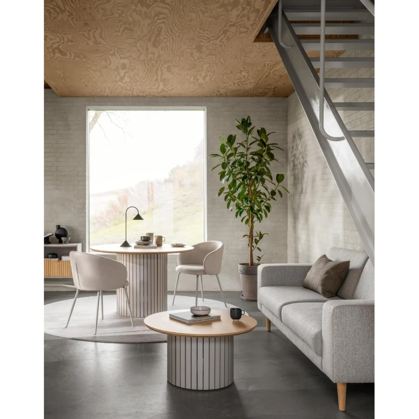 Chaumont Karmstol Basel tyg Beige/Grå