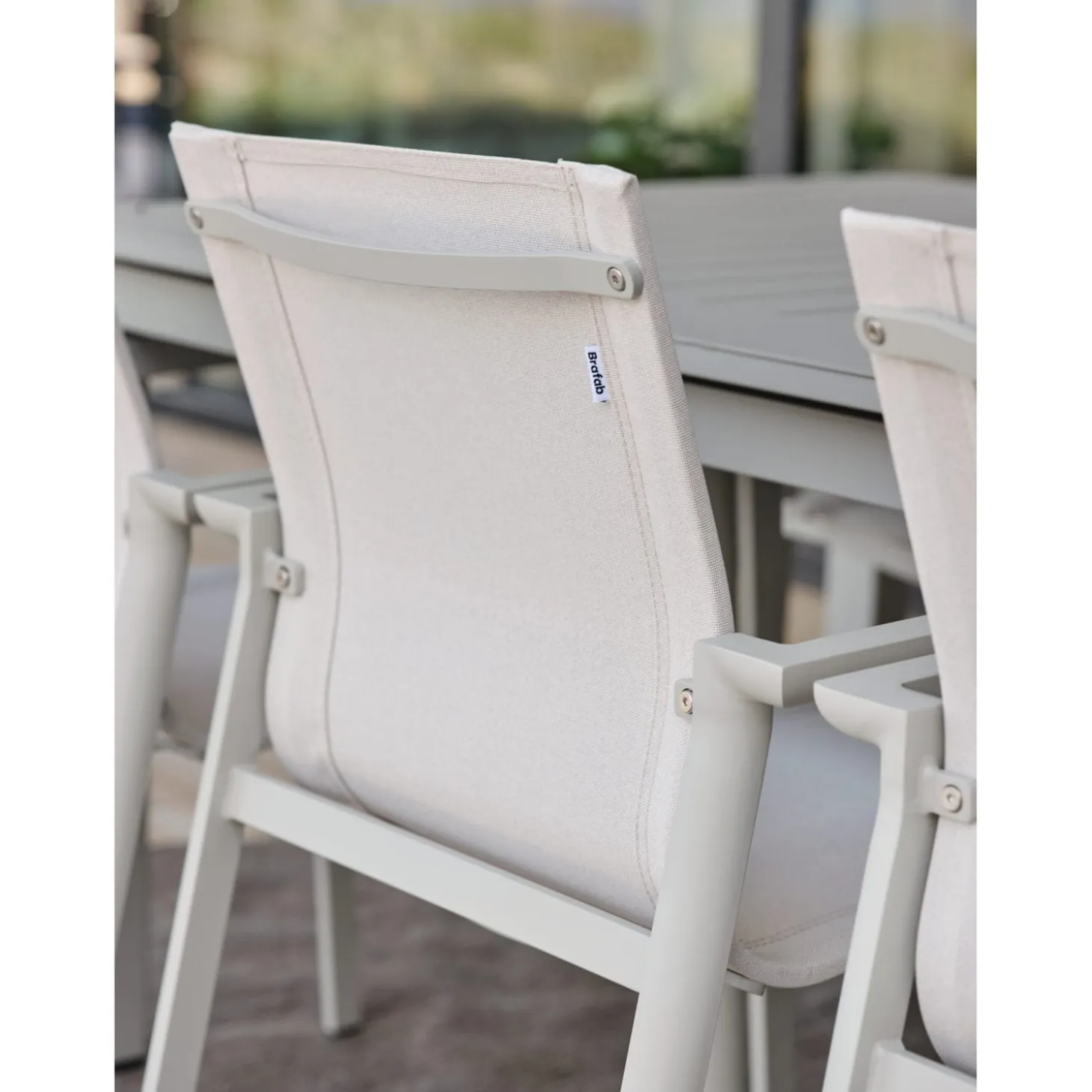 Delia Karmstol Light Grey/Off-White