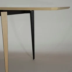 Edge Matbord 100x200-300 cm Light Oak