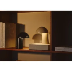 Faye Bordslampa Beige
