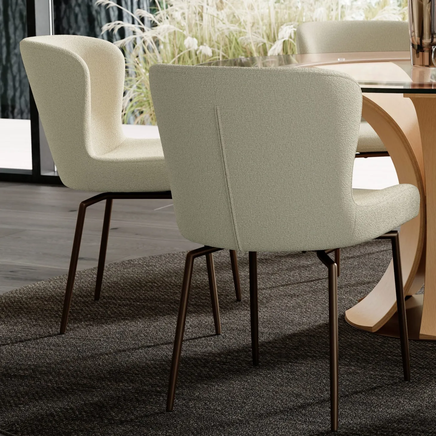 Glam Stol Frosted Almond, Antique Brass