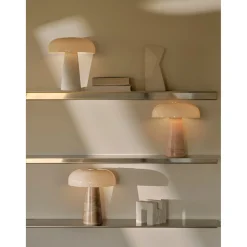 Glossy Bordslampa Beige