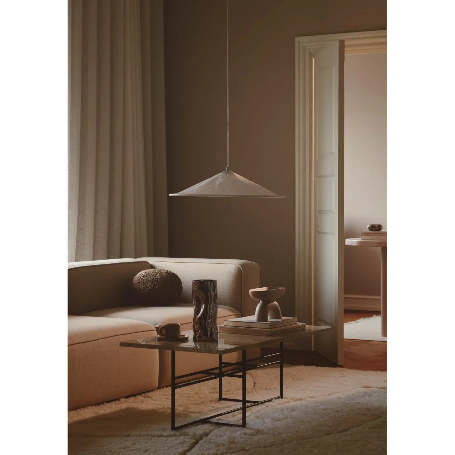 Hill Vit Taklampa 55 cm