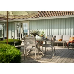 Hånger Utebord Ø140 cm Sand