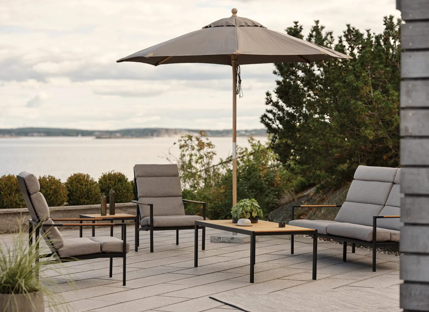 Indus Soffbord Svart/Teak