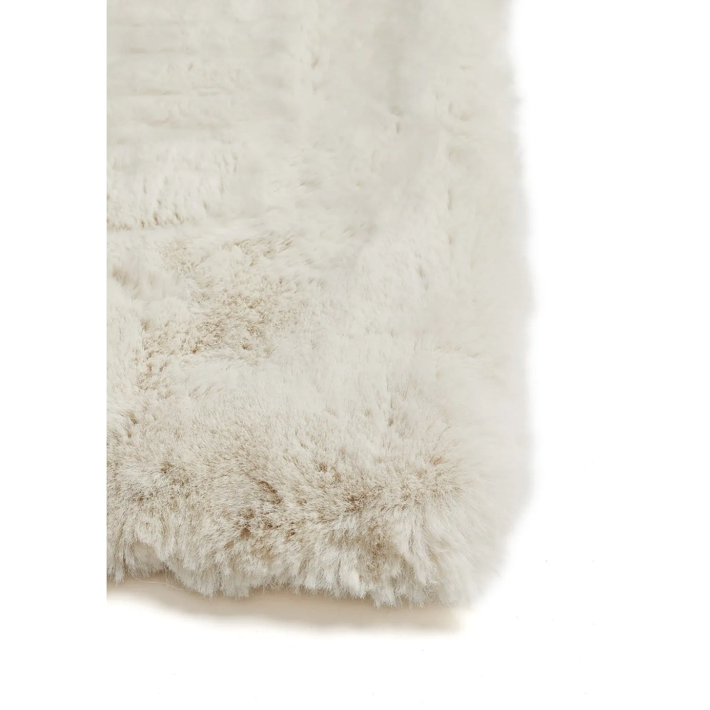 Judit Ryamatta Offwhite