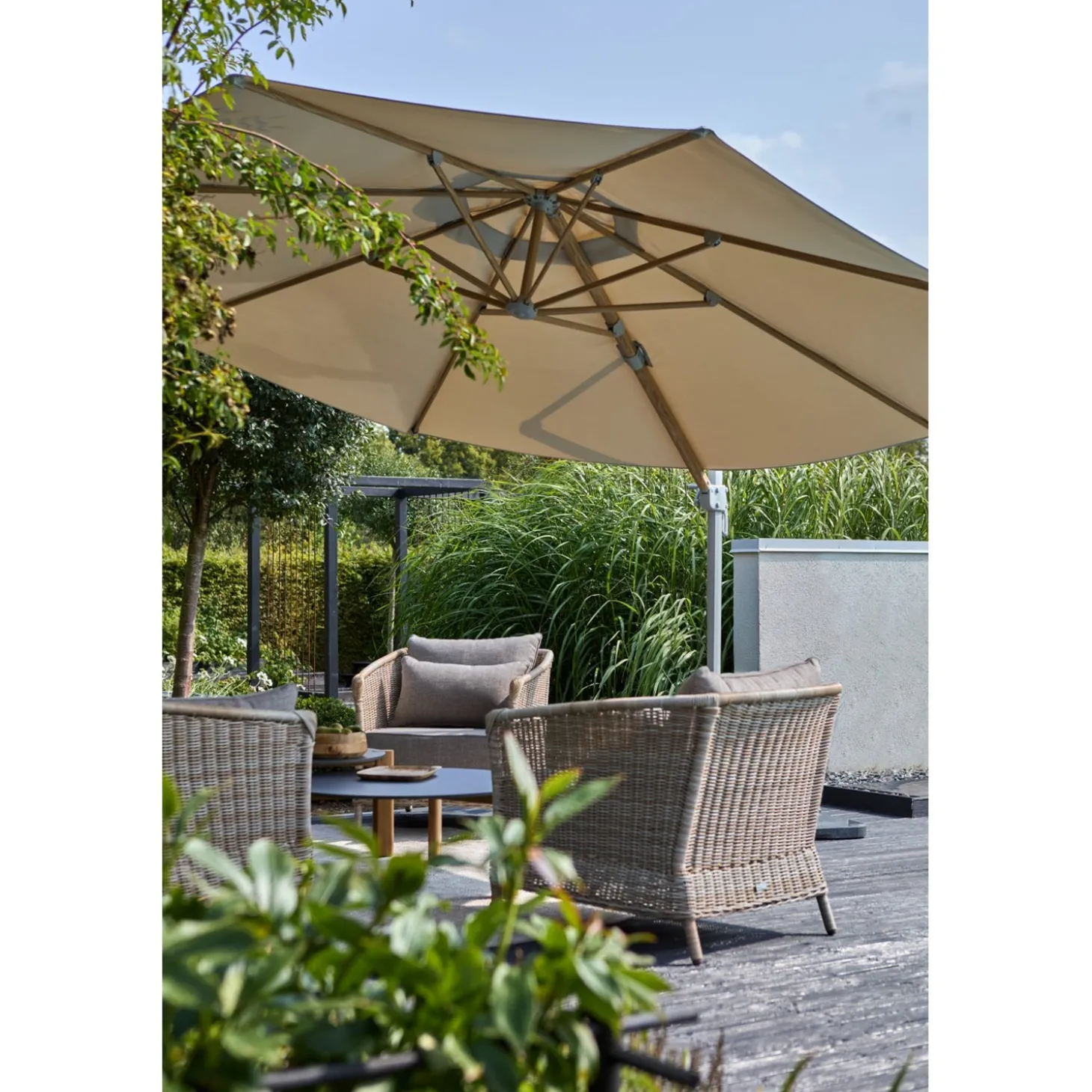 Luzzi Frihängande Parasoll Beige, 350 cm