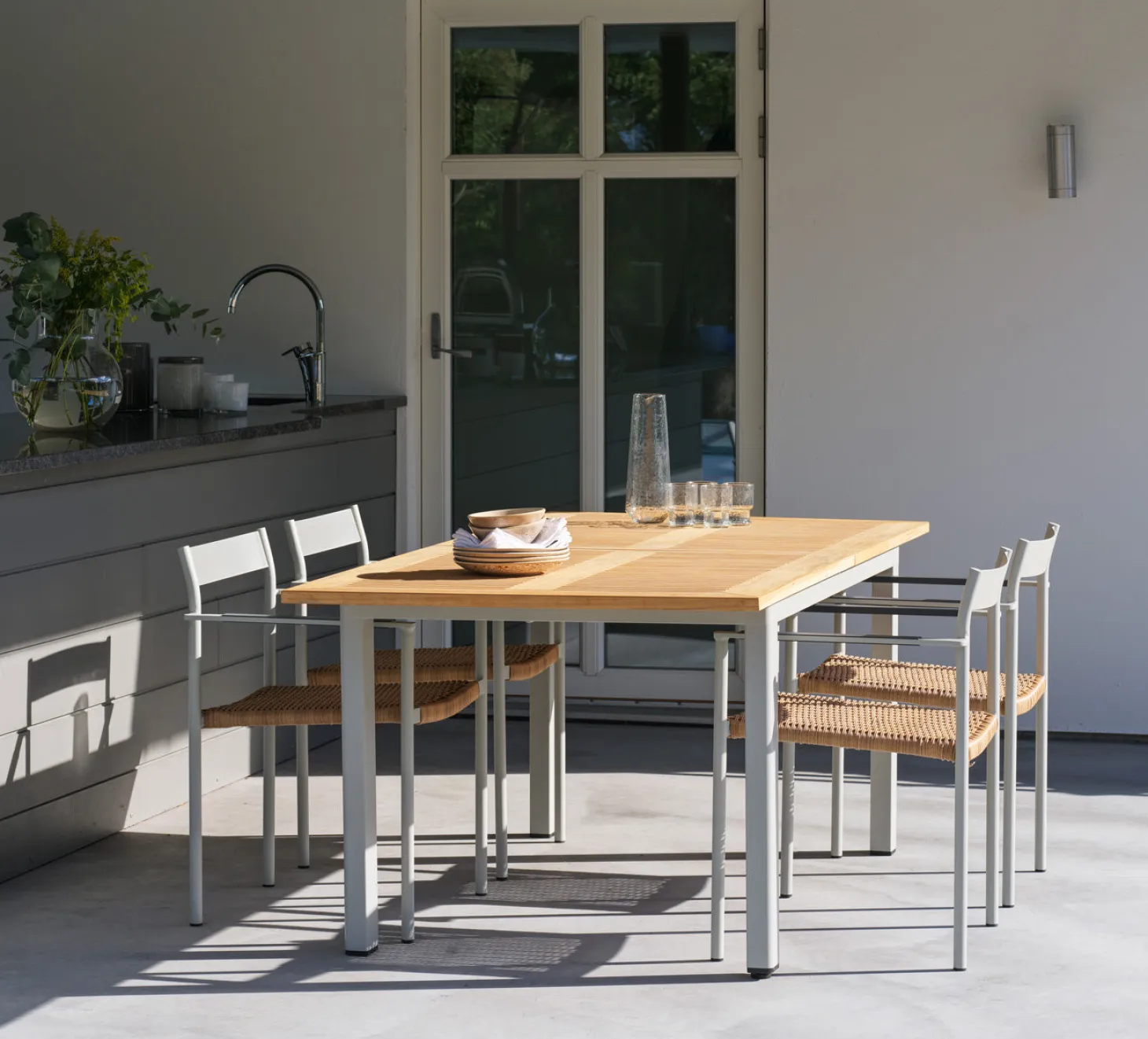 Lyon Utebord 100x224-304 cm Light Grey / Teak