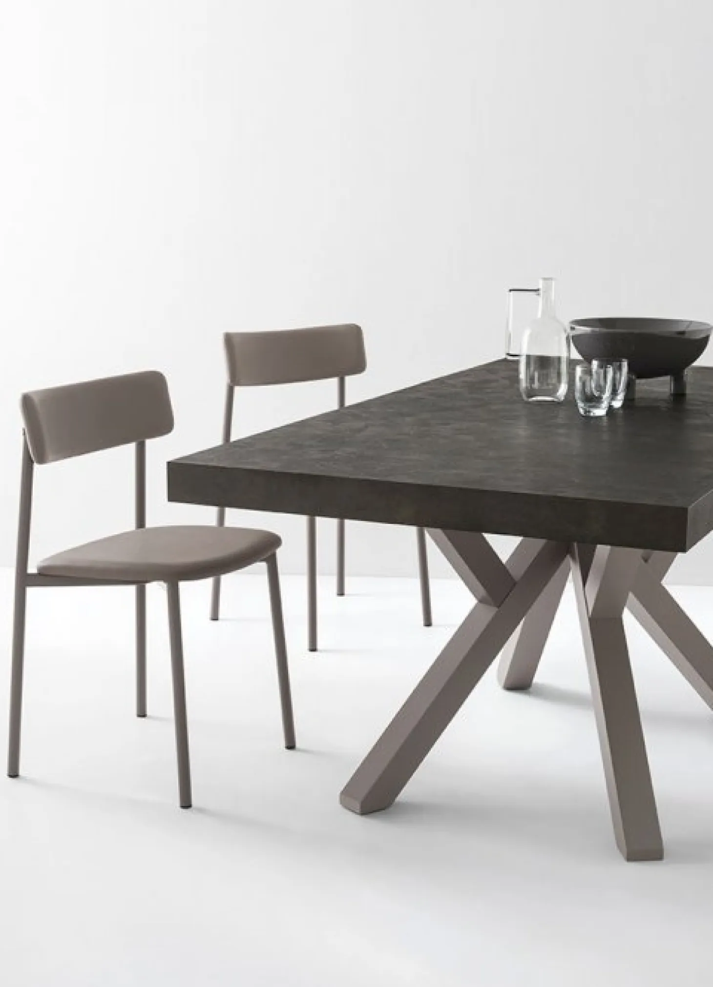Mikado Matbord 90x130-180cm Melamin