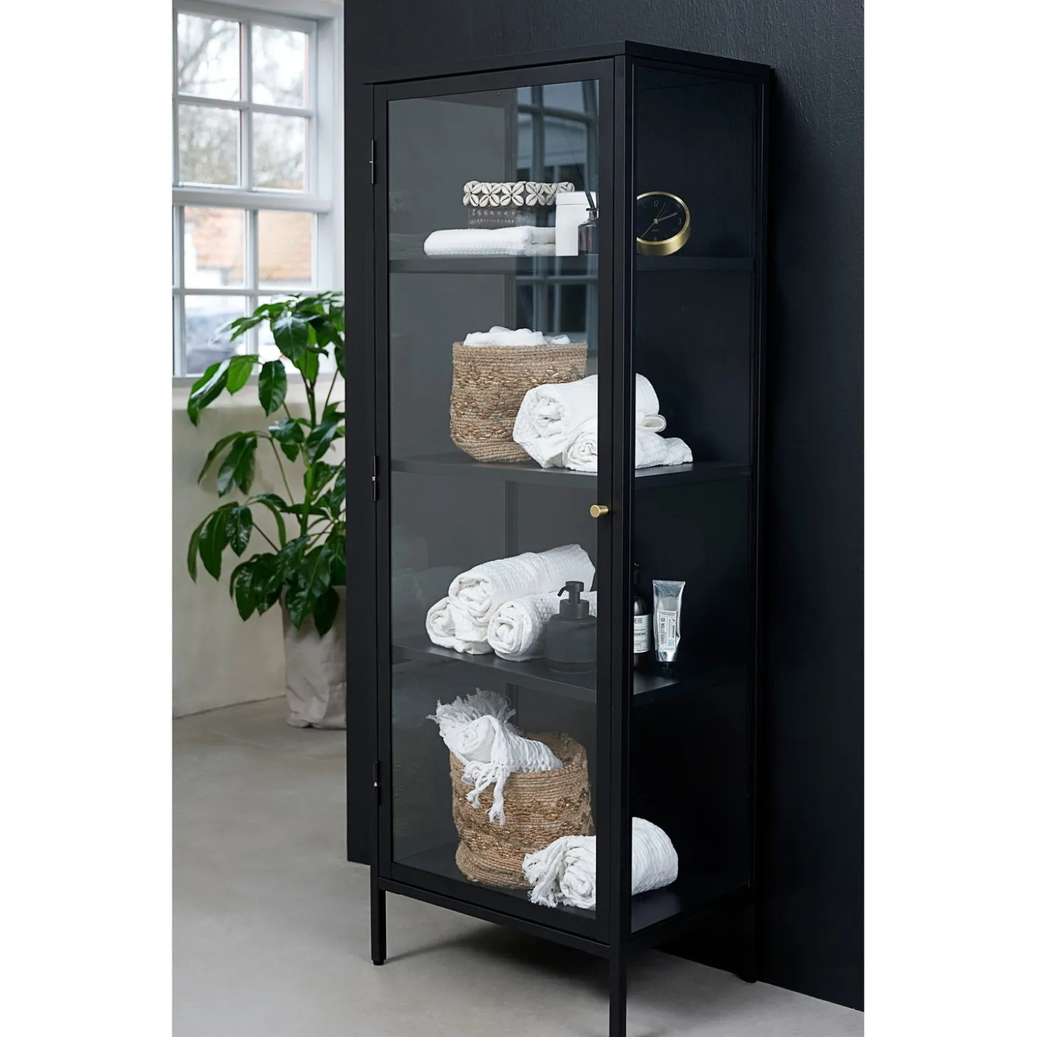 Milano Skåp 160 cm svart Glas