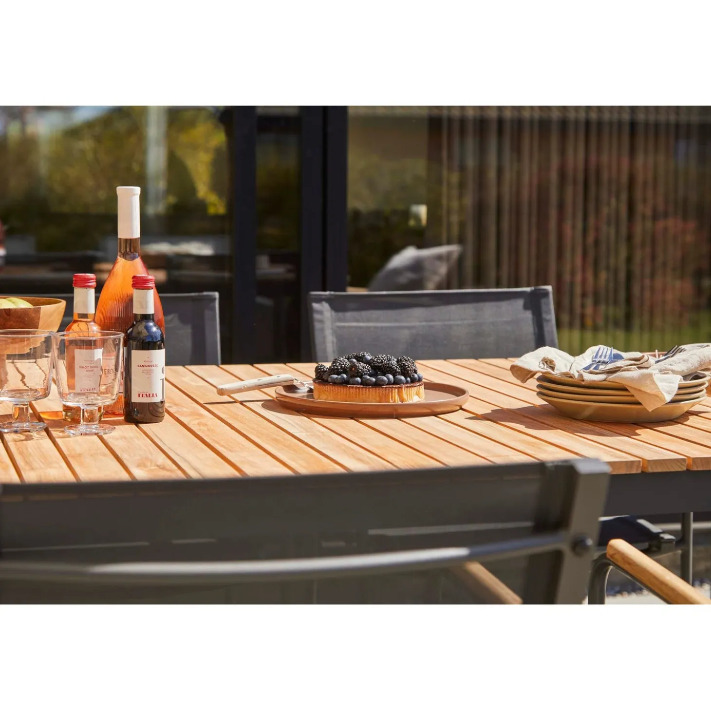Mood Classic Trädgårdsstol i Teak, Textilene och Antracit Aluminium