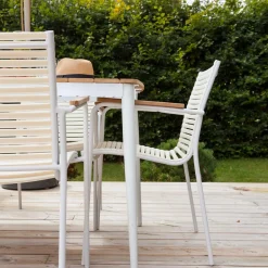 Mood Trädgårdsstol i Teak och Aluminium Vit