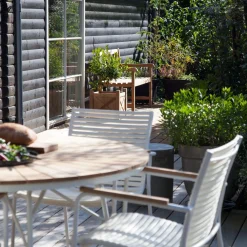 Mood Trädgårdsstol i Teak och Aluminium Vit