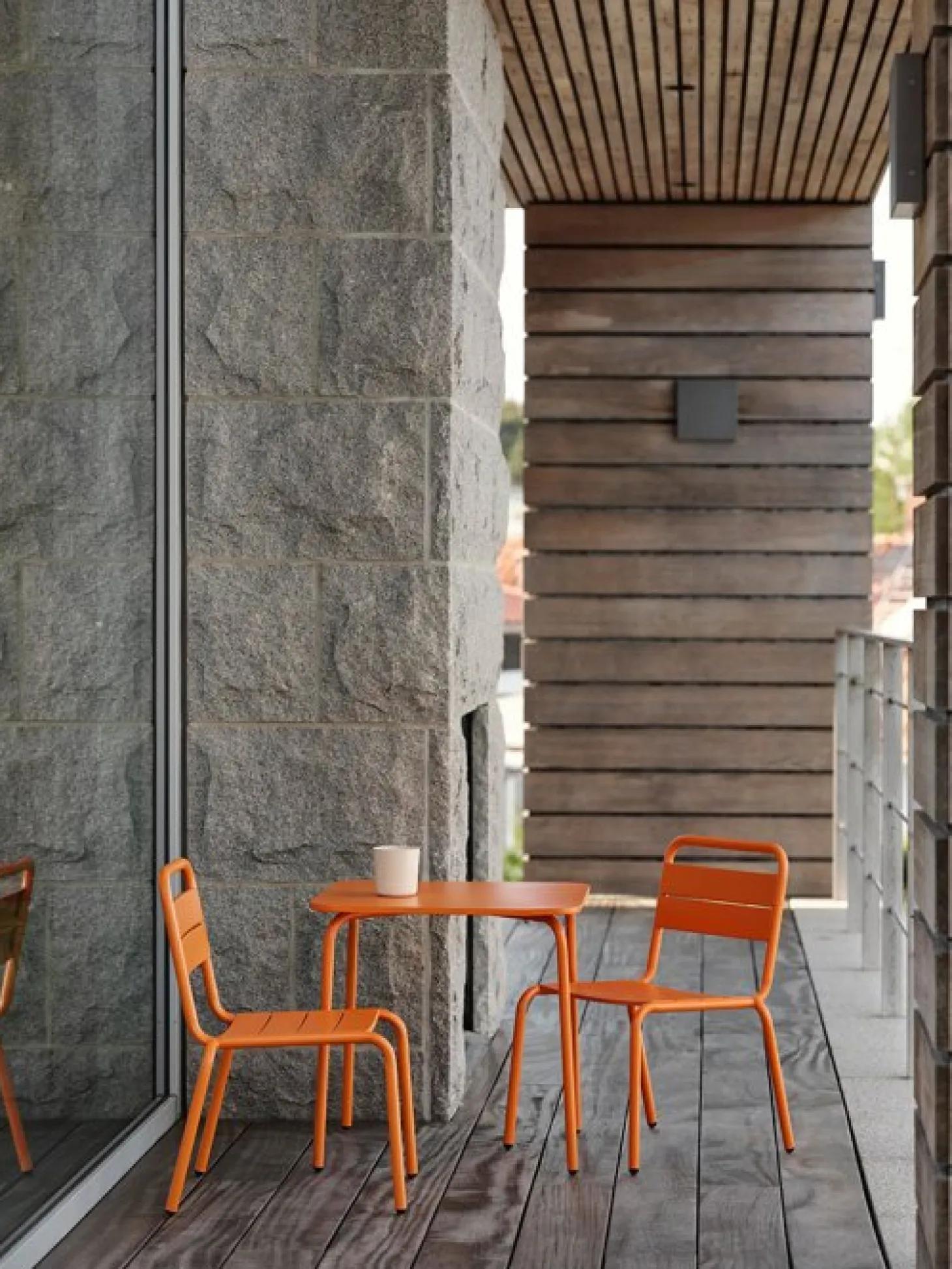 Nera Barnbord Orange