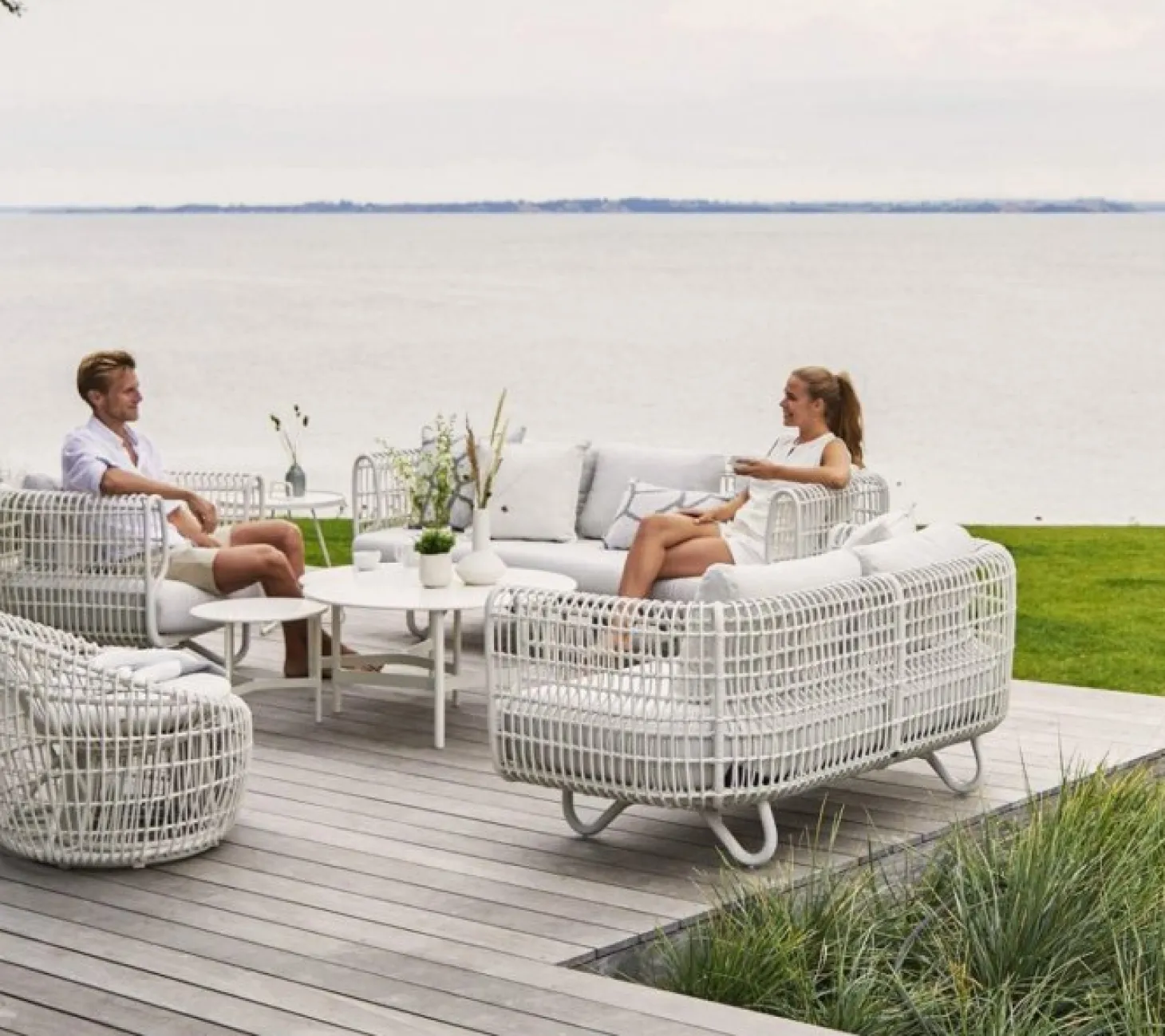 Nest 2-sits Soffa White