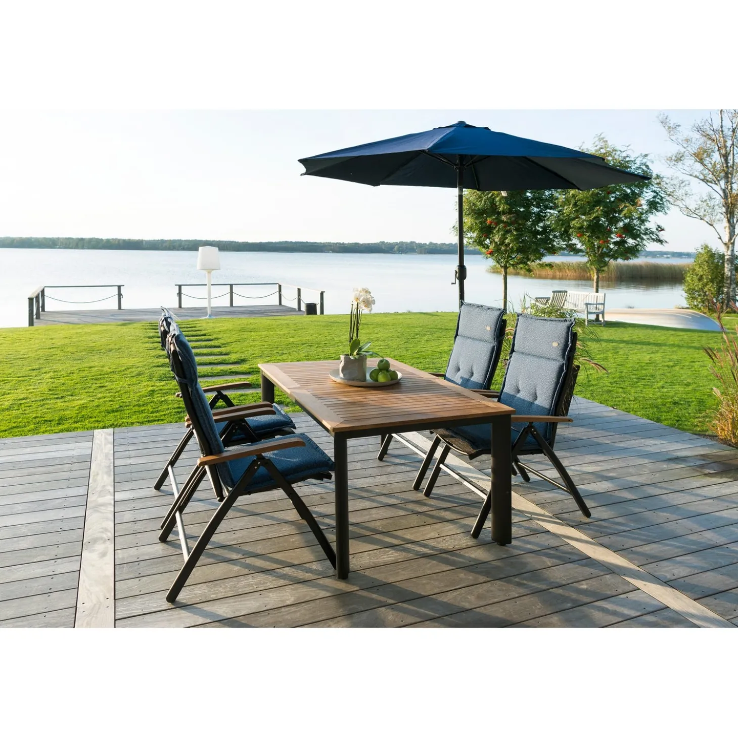 Nydala Utebord 96x150/200 cm Svart/Teak