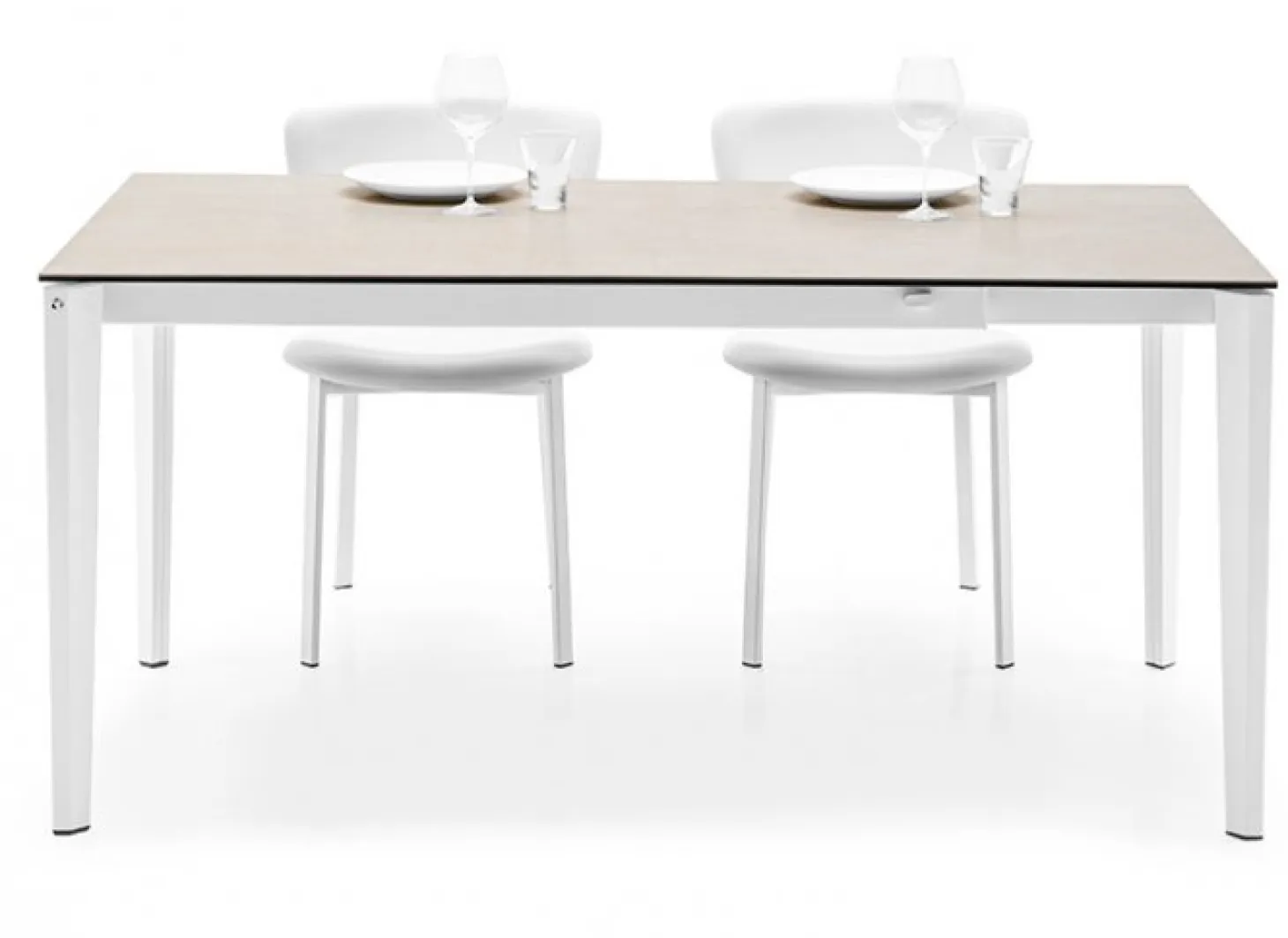 Pentagon Fast Matbord 160 cm