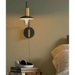 Quinn Vägglampa Kort