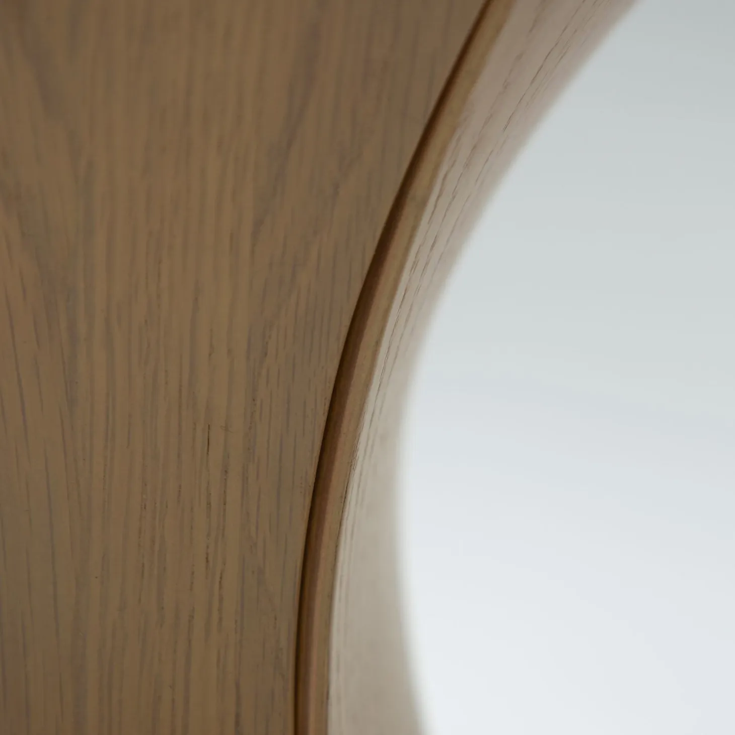 Root Sidobord Light Oak