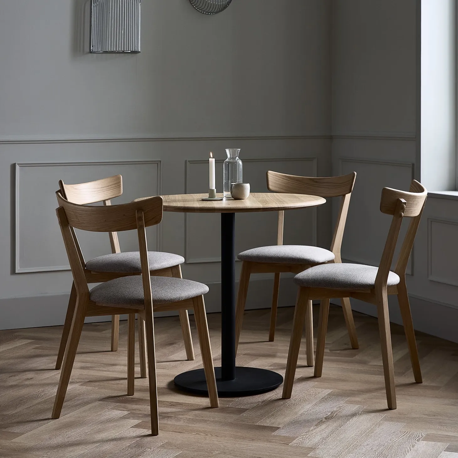 Virelli Matbord Rund Natural Oak